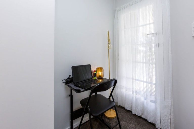 Photo of property in 90 Norana Road, Timberlea, Upper Hutt, 5018