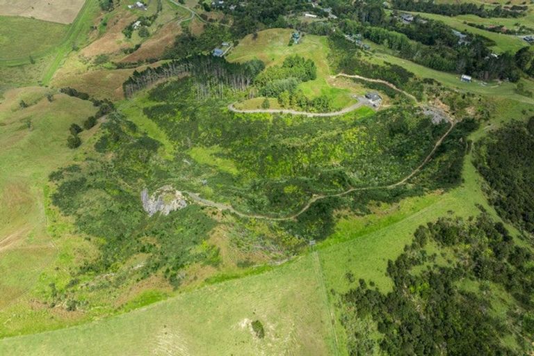 Photo of property in 38b Pipitiwai Drive, Helensville, Kaukapakapa, 0871