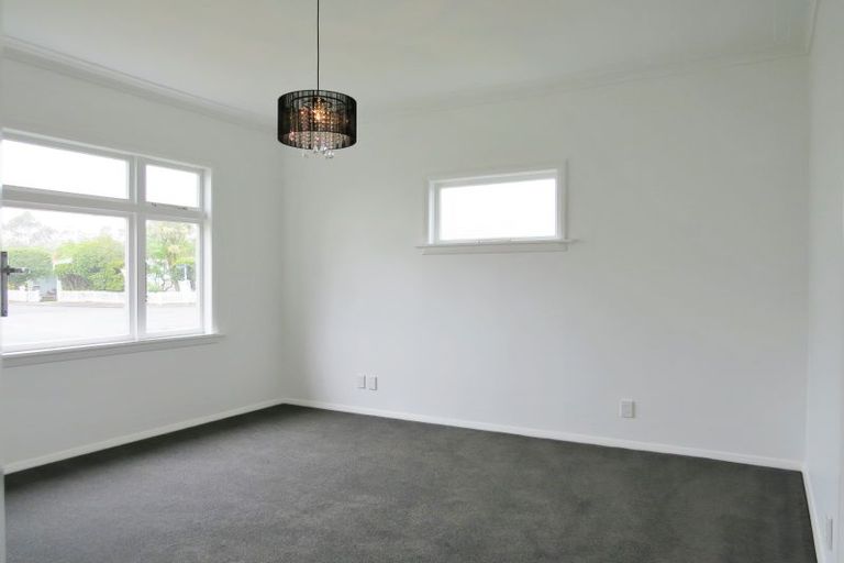 Photo of property in 7 Dixon Street, Carterton, 5713