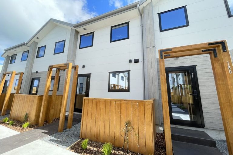 Photo of property in 30/180 Marine Parade, New Brighton, Christchurch, 8083