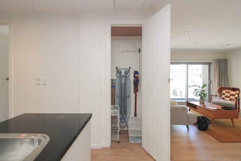 Photo of property in Bellagio Apartments, 4e/39 Taranaki Street, Te Aro, Wellington, 6011