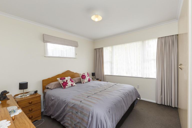 Photo of property in 17 Kaituna Street, Milson, Palmerston North, 4414
