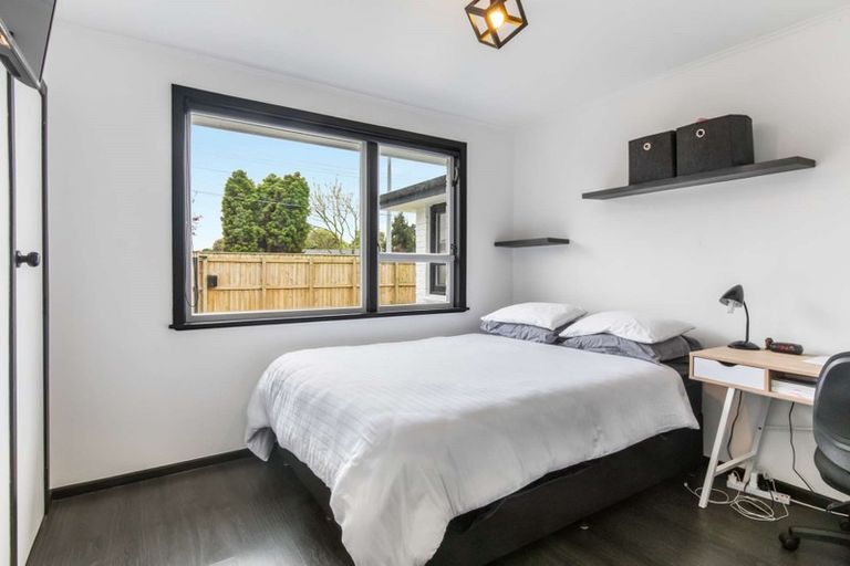 Photo of property in 215 Sandwich Road, St Andrews, Hamilton, 3200