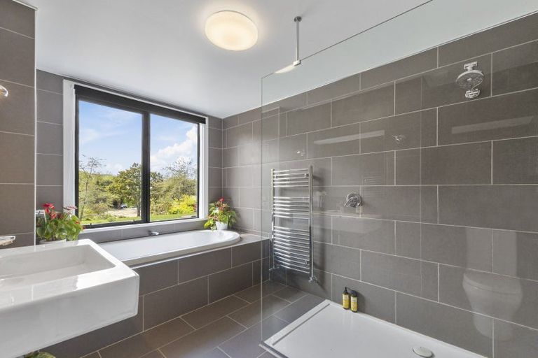 Photo of property in 252 Tirohanga Road, North Taieri, Mosgiel, 9092