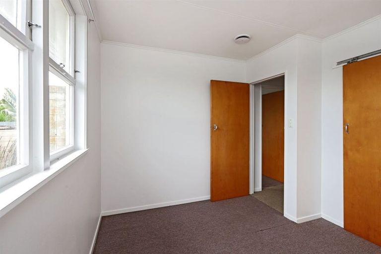 Photo of property in 406 Alexandra Street, Hastings, 4122