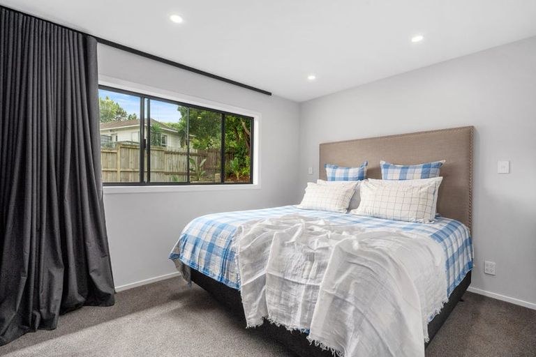 Photo of property in 8 Oldham Place, Browns Bay, Auckland, 0630