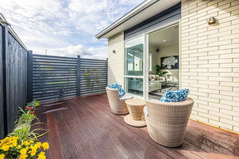 Photo of property in 10 Paso Fino Crescent, Karaka, Papakura, 2113