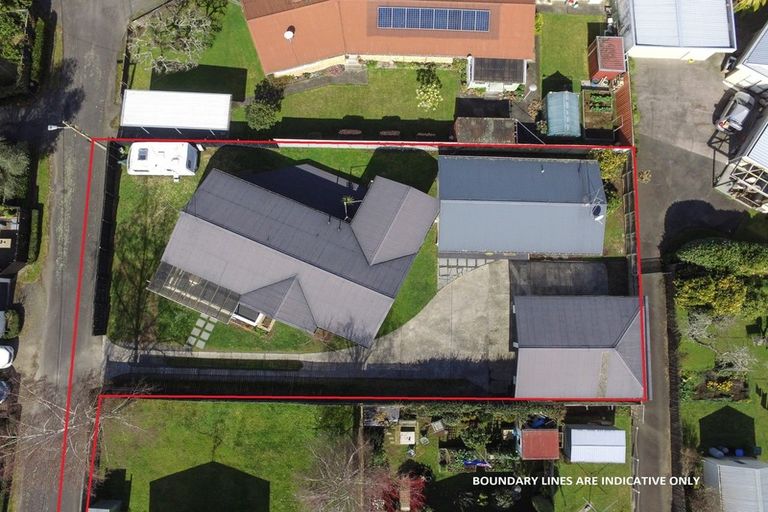 Photo of property in 2 Corrielea Crescent, Cambridge, 3434