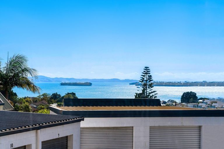 Photo of property in 16a Selwyn Road, Cockle Bay, Auckland, 2014