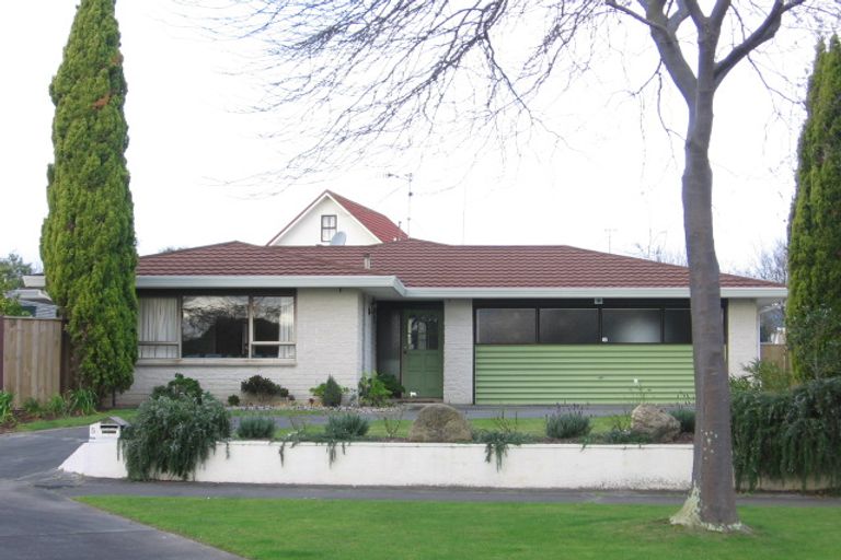 Photo of property in 5 Earl Place, Hokowhitu, Palmerston North, 4410