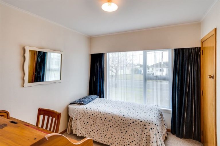 Photo of property in 128 Avondale Road, Greenmeadows, Napier, 4112