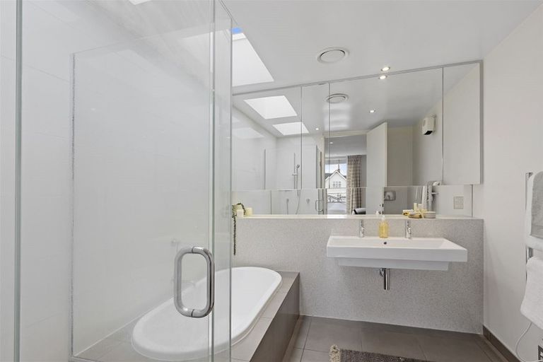 Photo of property in 70 Office Road, Merivale, Christchurch, 8014