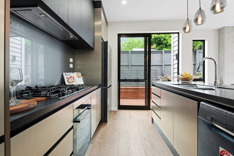Photo of property in 56b Ellerton Road, Mount Eden, Auckland, 1024