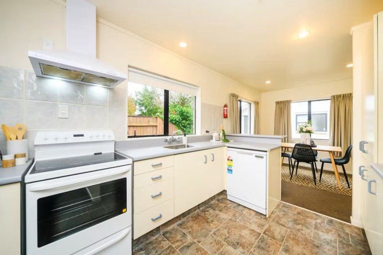 Photo of property in 108 Amberley Avenue, Highbury, Palmerston North, 4412