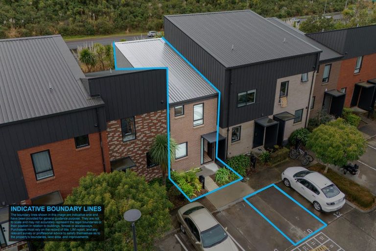 Photo of property in 10 Rara Lane, Manukau, Auckland, 2104