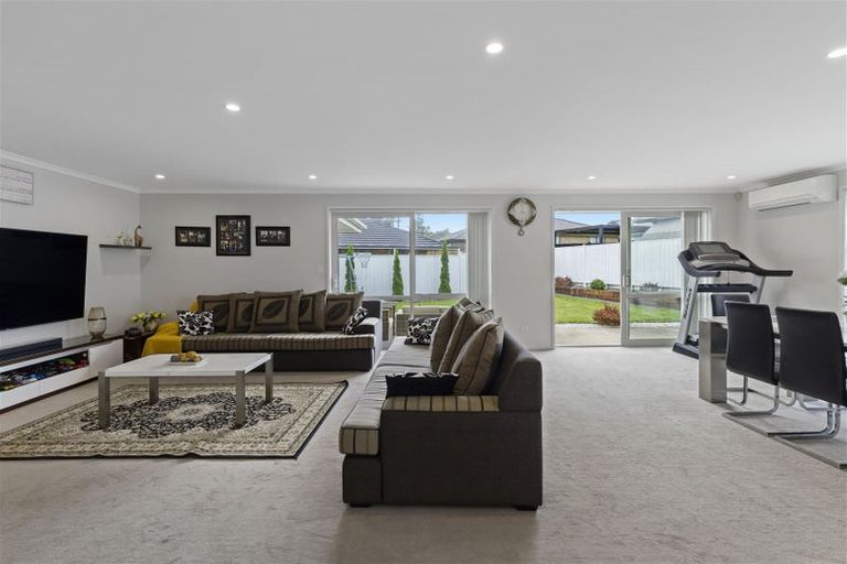 Photo of property in 66 Westmuir Crescent, Pokeno, 2402