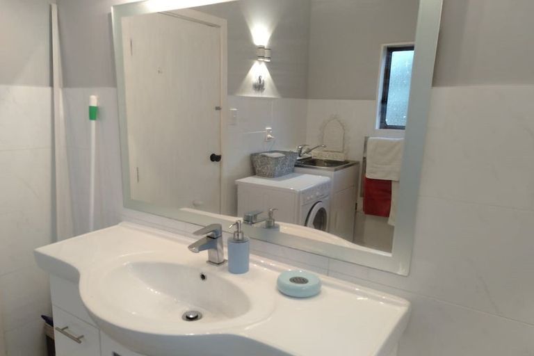 Photo of property in 4a Shelly Beach Road, Shelly Beach, South Head, 0874