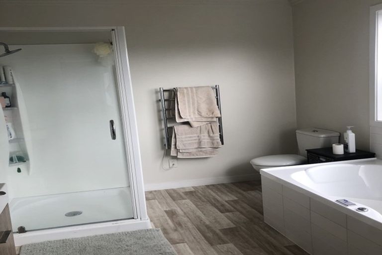 Photo of property in 67 Sheridan Terrace, Johnsonville, Wellington, 6037