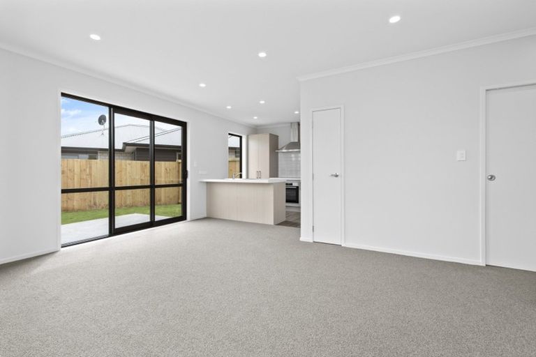 Photo of property in 10/35 North Ridge Drive, Rototuna North, Hamilton, 3210