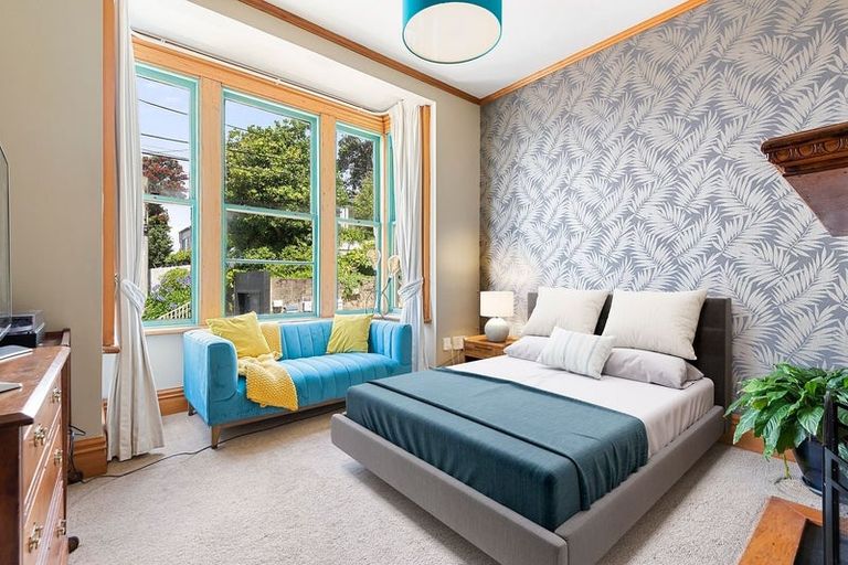 Photo of property in 15 Upper Bourke Street, Kilbirnie, Wellington, 6022