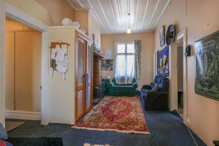 Photo of property in 15 Loyalty Street, Forbury, Dunedin, 9012