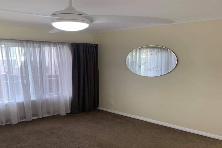 Photo of property in 11/72 Kitchener Road, Milford, Auckland, 0620