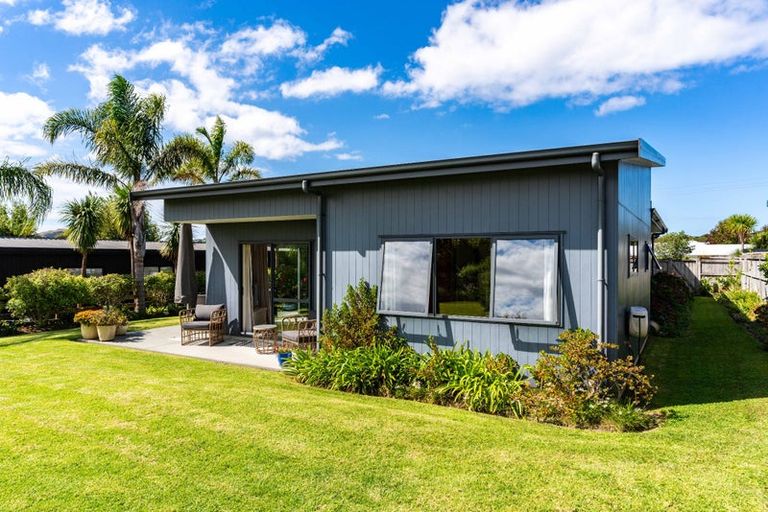 Photo of property in 64b Jack Boyd Drive, Mangawhai Heads, Kaiwaka, 0573