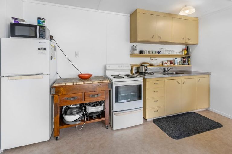 Photo of property in 27 Pakeha Street, Matata, Whakatane, 3194