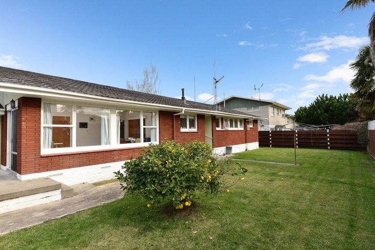 Photo of property in 3 Hillary Street, Chedworth, Hamilton, 3210