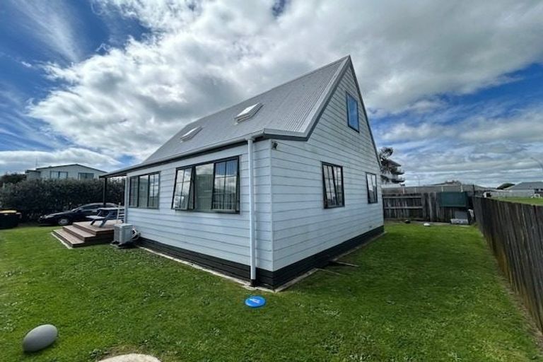 Photo of property in 884b Papamoa Beach Road, Papamoa Beach, Papamoa, 3118