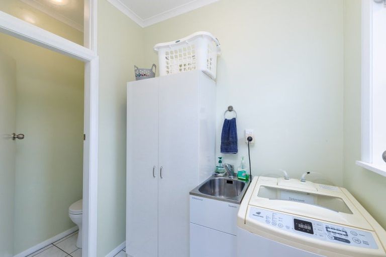 Photo of property in 23 Kowhai Avenue, Ebdentown, Upper Hutt, 5018