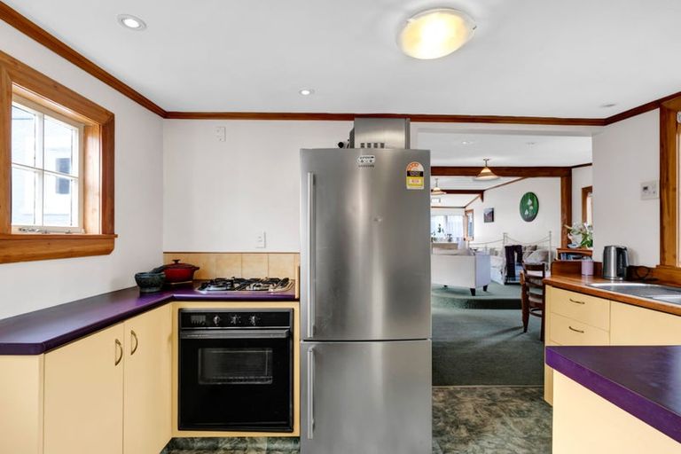 Photo of property in 210a Tukapa Street, Westown, New Plymouth, 4310