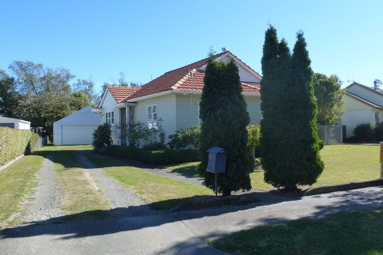 Photo of property in 4 Savage Crescent, West End, Palmerston North, 4412