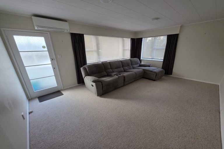 Photo of property in 1/1 Ohariu Road, Johnsonville, Wellington, 6037