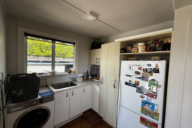 Photo of property in 79 Mangorei Road, Strandon, New Plymouth, 4312