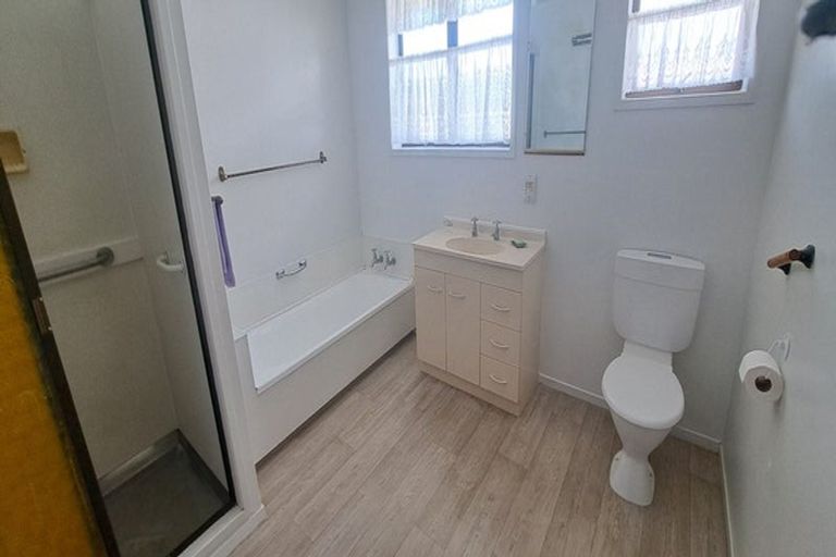 Photo of property in 69a Hakanoa Street, Huntly, 3700