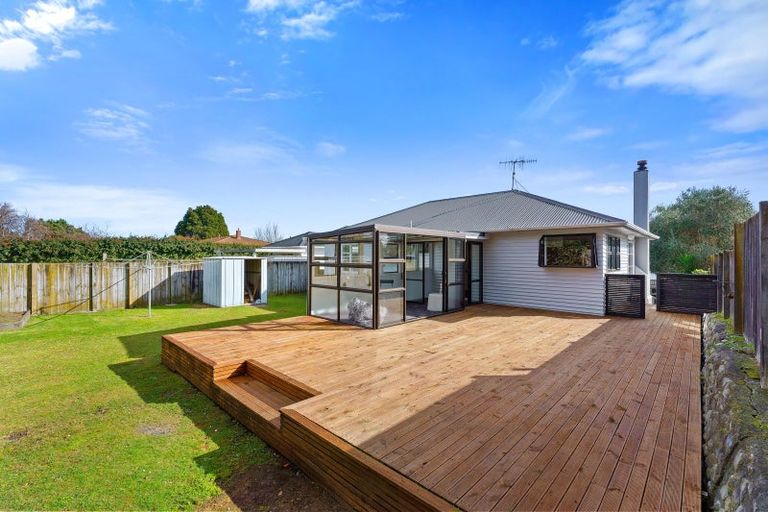 Photo of property in 5 Parakai Street, Paraparaumu, 5032