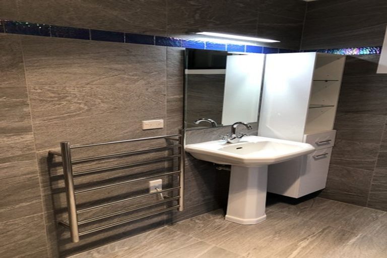 Photo of property in 4 Yusef Way, Levin, 5510