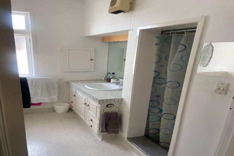 Photo of property in 543 Broadway, Miramar, Wellington, 6022