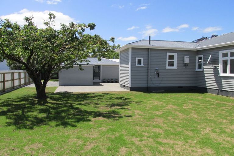 Photo of property in 7 Dixon Street, Carterton, 5713
