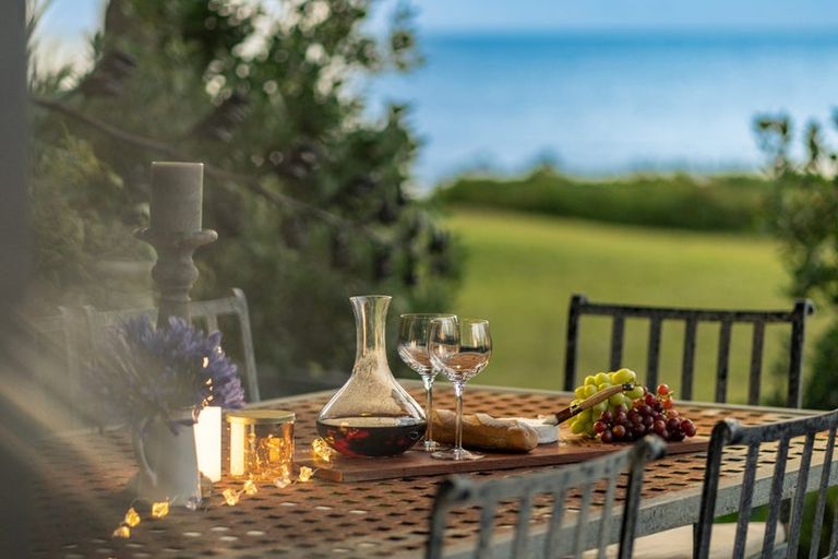 Photo of property in 33 Tainui Street, Raumati Beach, Paraparaumu, 5032