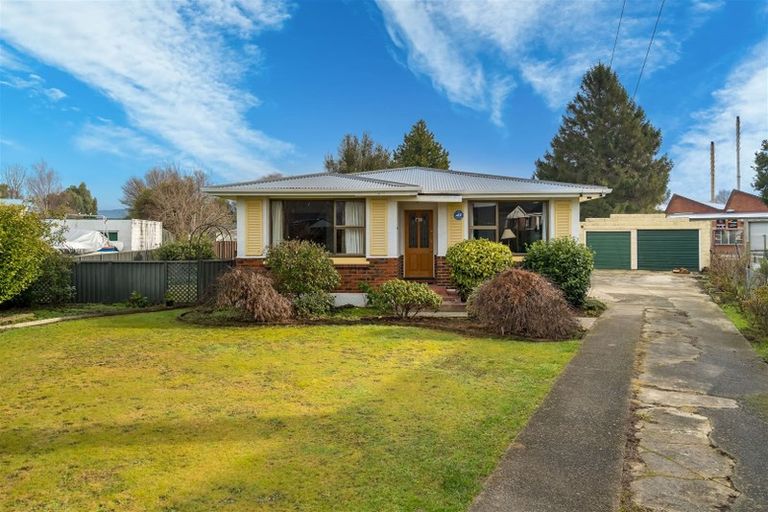 Photo of property in 6 Lomond Place, Mosgiel, 9024