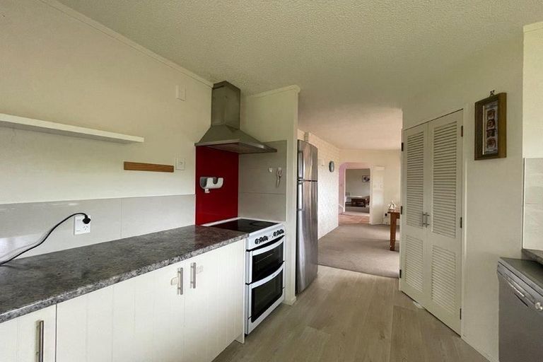 Photo of property in 15 Motuora Road, Manly, Whangaparaoa, 0930