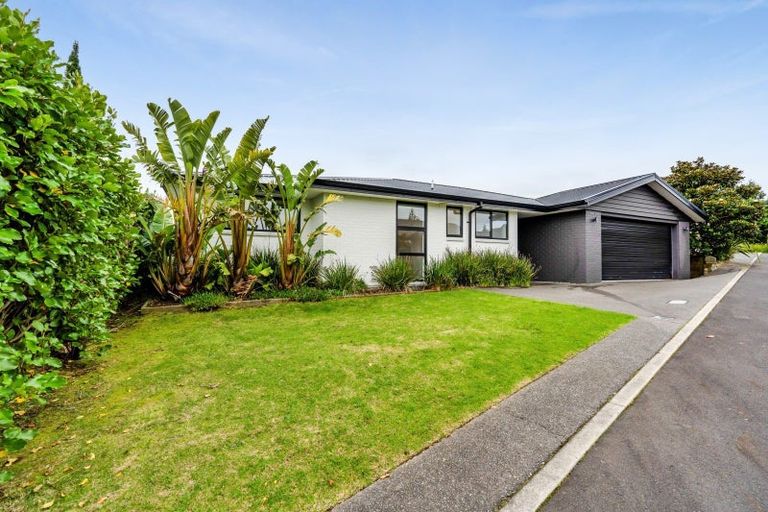 Photo of property in 4/31 Links Drive, Waiwhakaiho, New Plymouth, 4312