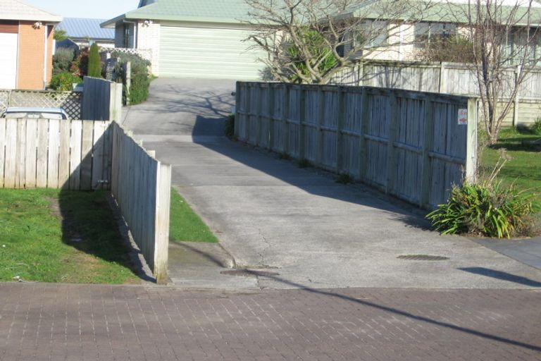 Photo of property in 14 Caulfield Place, Nawton, Hamilton, 3200