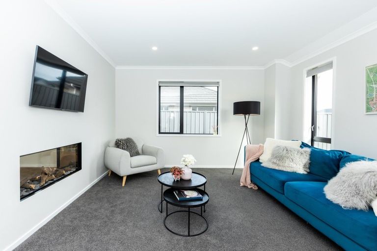 Photo of property in 15 Hikawera Drive, Frimley, Hastings, 4120