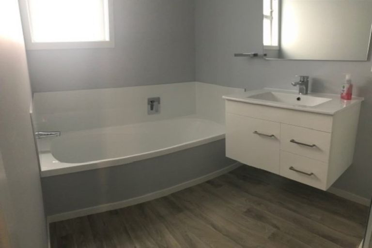 Photo of property in 11a Wharenui Road, Owhata, Rotorua, 3010