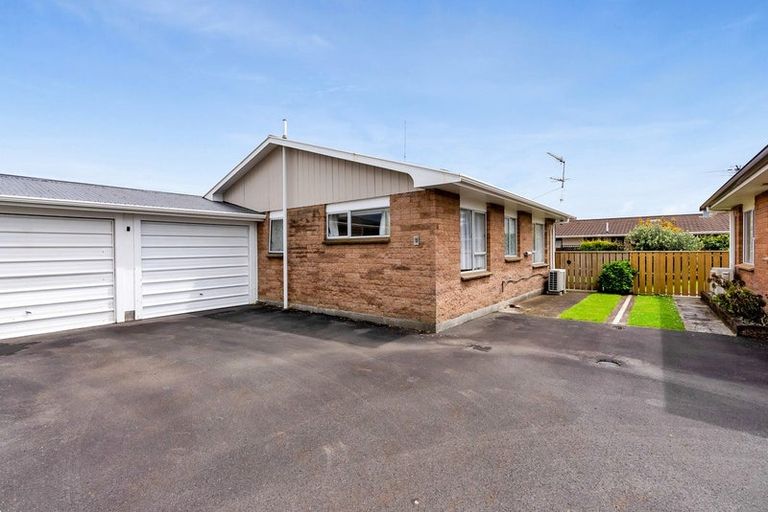 Photo of property in 2/6 Webster Street, Westown, New Plymouth, 4310