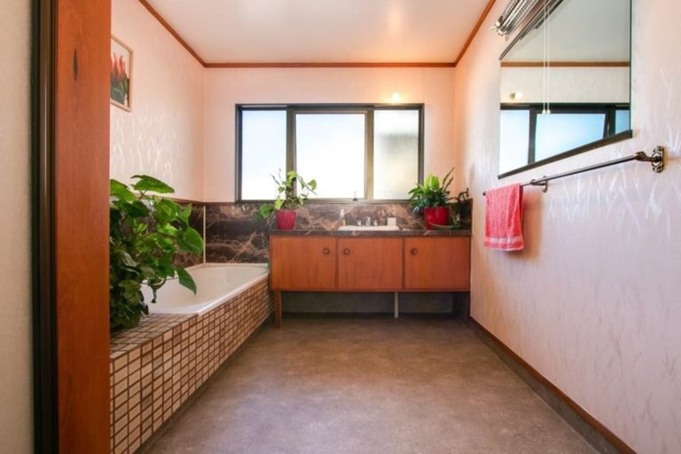 Photo of property in 55 Trent Street, Taradale, Napier, 4112