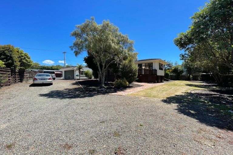 Photo of property in 202 Royal Road, Massey, Auckland, 0614